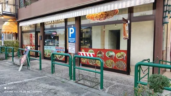 Pizze & Kebab Amici Tessera