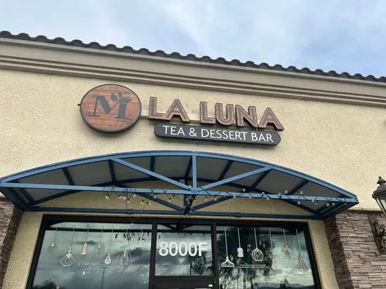 LaLuna Tea & Dessert Bar
