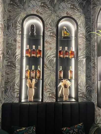 Jungle Bar