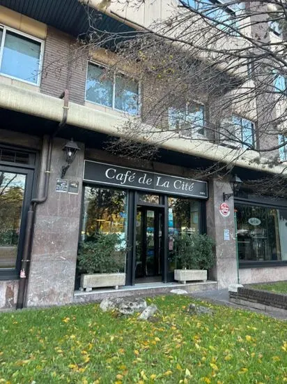 El Café de La Cité