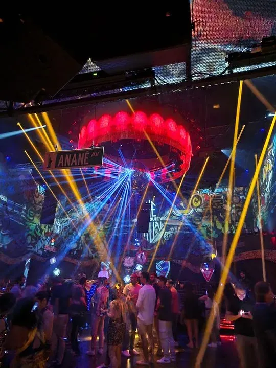 club-chinois-ibiza-ibiza-balearic-islands-checkle