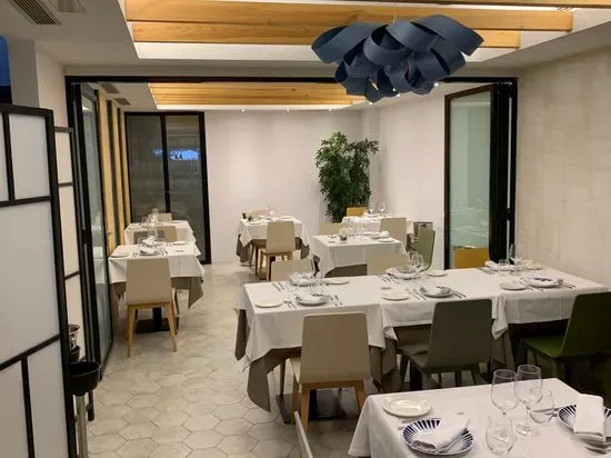 De Ana Restaurant