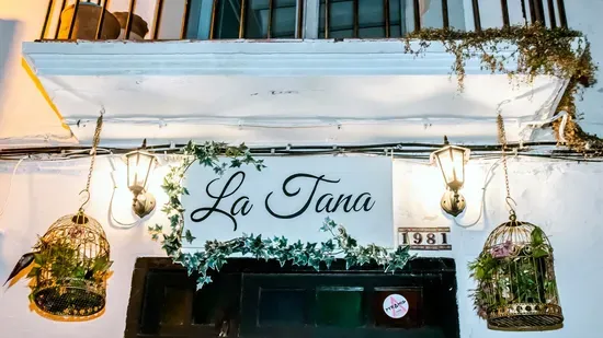 La Tana, Restaurant