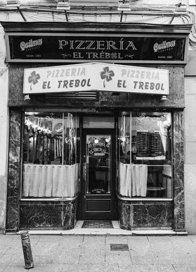 El Trébol 1983 Pizzas y Empanadas Argentinas