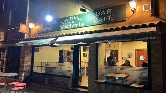 Los Niños de la Victoria Bar Café