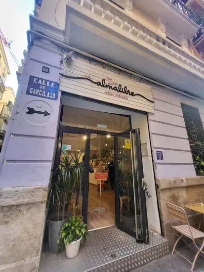 Almalibre Açaí House València