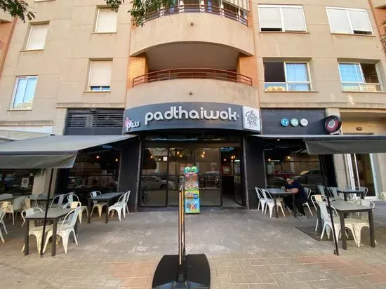 padthaiwok. Málaga - Teatinos