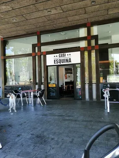 Casi Esquina