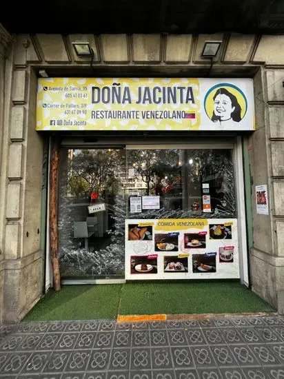 Doña Jacinta 2 Sarria