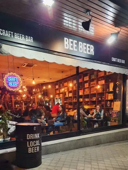 Bee Beer Debod. Craft Beer, Snacks & Pizza