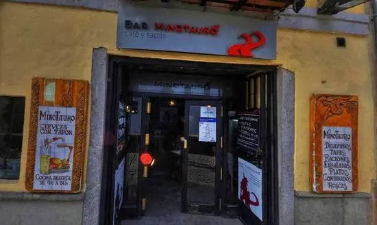 Bar Minotauro - Café y Tapas