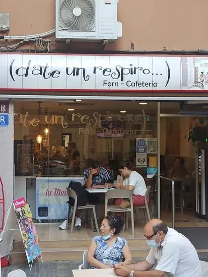 Cafeteria Date Un Respiro