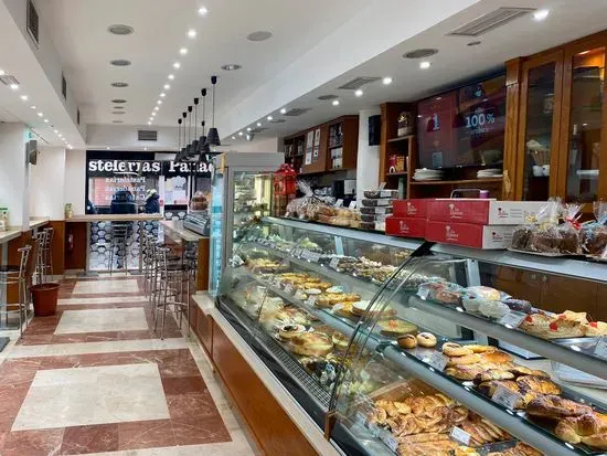 Los Reyunos. Pastelerías, Panaderías, Cafeterías - Sucursal Majuelo