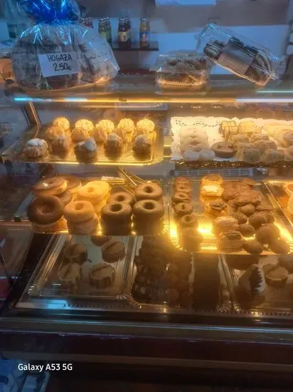 Panadería Gloria "Alberdi Olindegia"