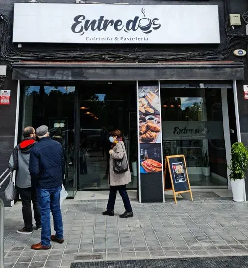 ENTRE DOS Cafetería y Pastelería