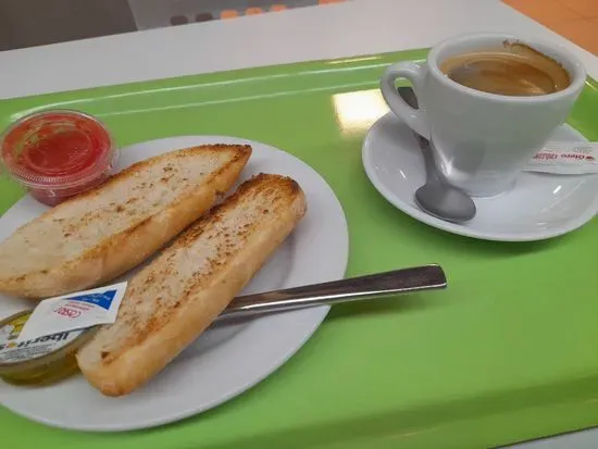 Cafetería El Antojó de Metro