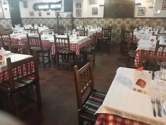 Mesón Restaurante EL SEGOVIANO