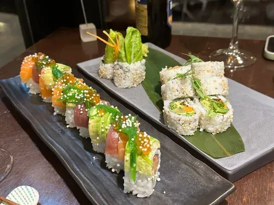 THE JOB sushi gastro-bar