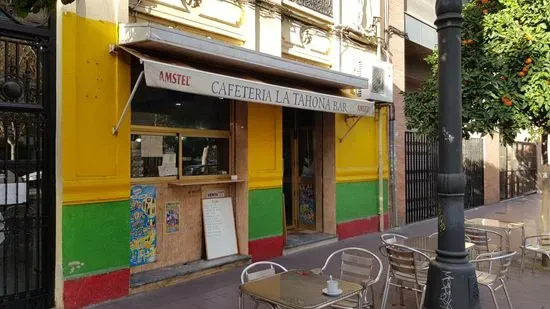 Cafeteria La Tahona Bar