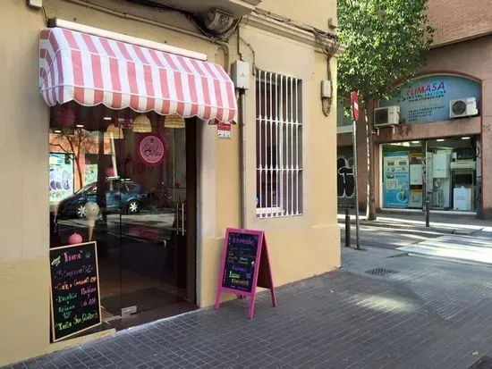 Pink Cakes BCN Bakery