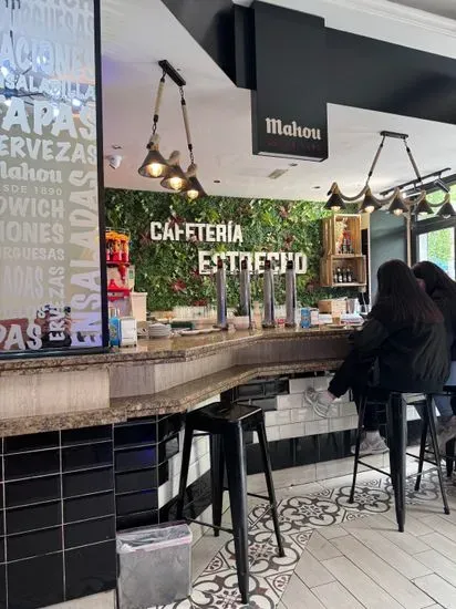 CAFETERIA CERVECERIA EL ESTRECHO