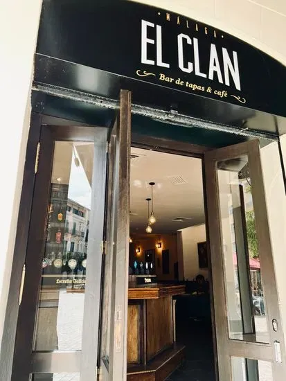 El Clan | Bar de tapas & cafe