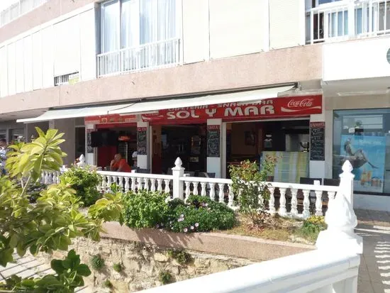 Sol y Mar Cafeteria