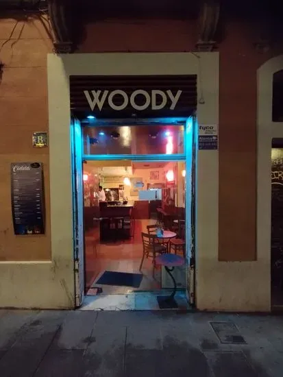 Woody Bar