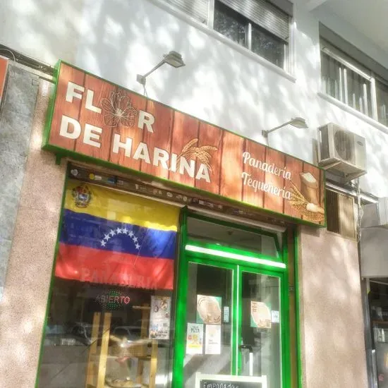 Flor de Harina Panadería y Tequeñería