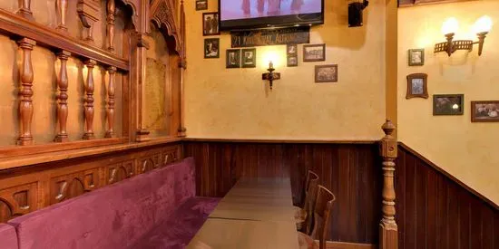 Saint Patrick's Irish Pub - Bar de copas Zaragoza