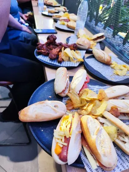 100 Montaditos