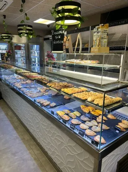 Cafetería Angy Pastelería Panaderia