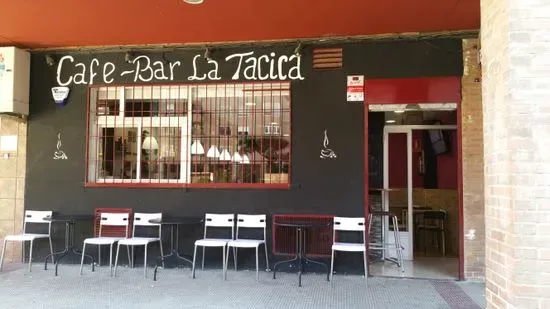 CAFÉ BAR LA TACICA