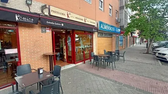 Pastelería y Panadería Chico