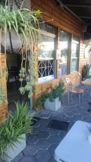 Lavanda Deli Cafe