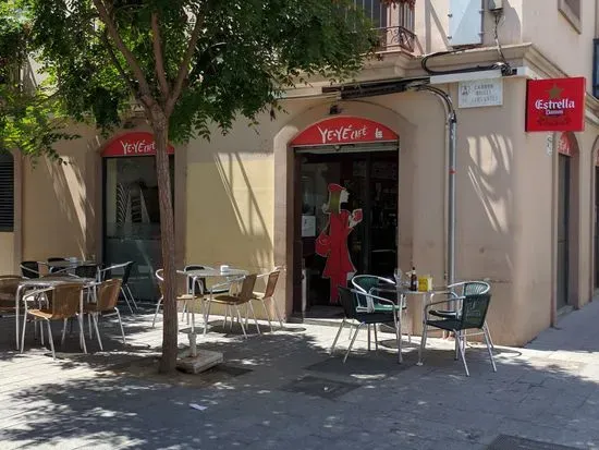 Ye Yé Café