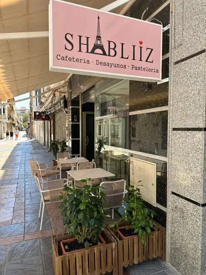 Cafetería Pastelería “Shabliiz”