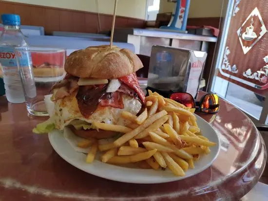 Cervecería Cafeteria Élite