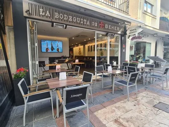 Beher Fuengirola Plaza de la Constitución - Jamón 100% ibérico