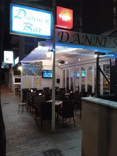 Danni's bar