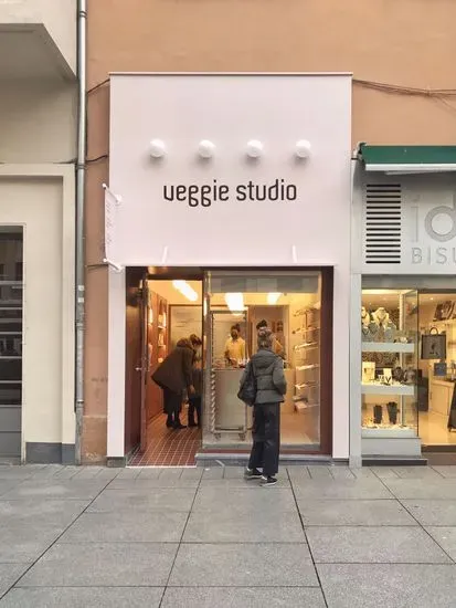 VEGGIE STUDIO