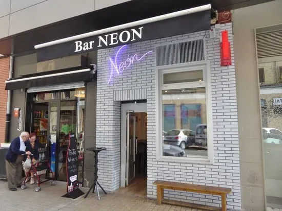 Bar Neon