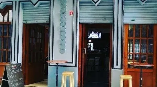 Bar cafetería kanito