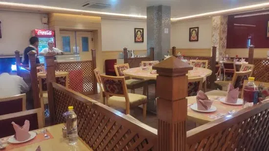 Udupi Brindavan Vegetarian Restaurant - Best South Indian Restraunt | Multi Cousine Vegetrian Restraunt in Agra