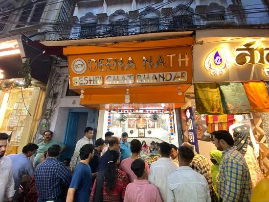 Keshri Chat Bhandar