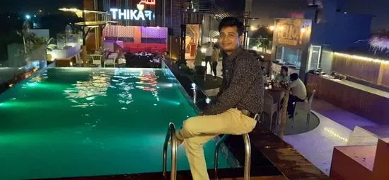 Thikana Sky bar & Cafe Agra