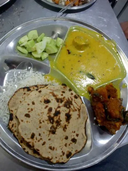 P.G.D.A.V College Canteen