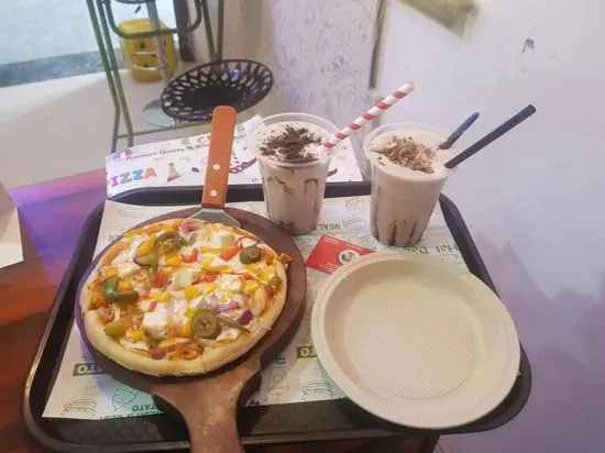 Pizza and shakes