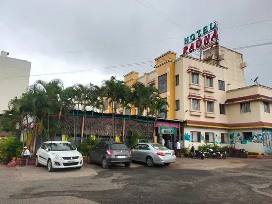 Hotel Radha