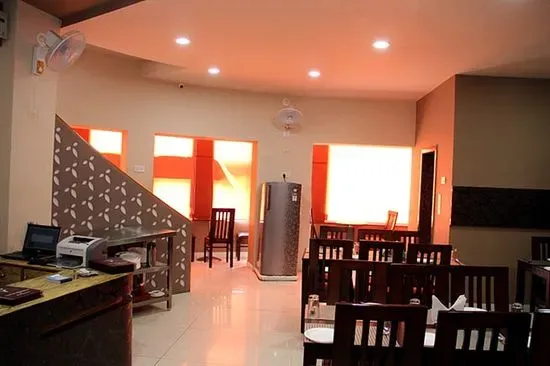 New Santosh Bhojnalaya & Restaurant